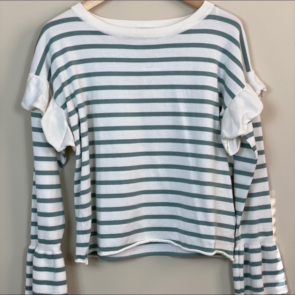 Cupio Size M Ivory/Mint Striped Ruffle Bell Top